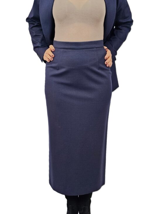 Svārki tumši zilā krāsā